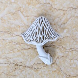 Vintage Crown Trifari Mushroom White Enamel Pin Brooch Filigree 60's Morel
